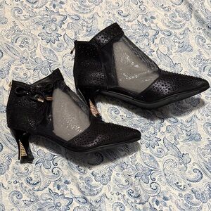 Chic Black Mesh Women's Heels